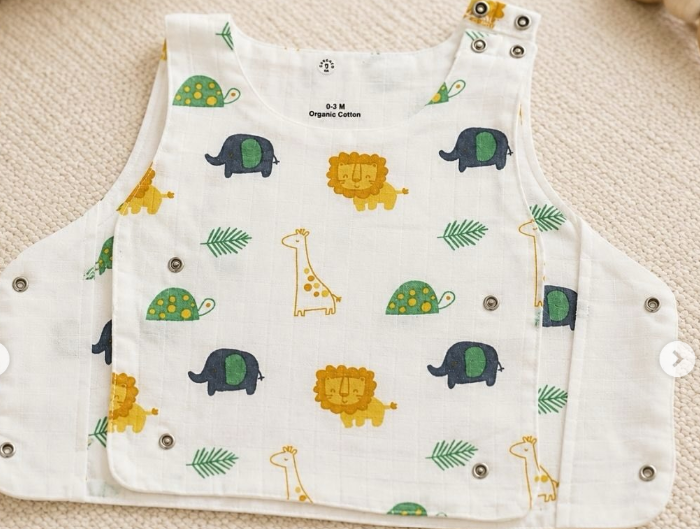 Lion - Elephant Muslin Flip-Jabla